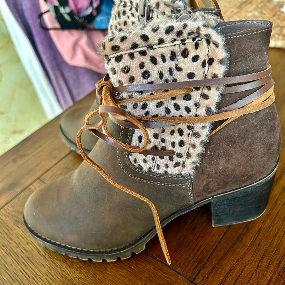 Leopard Faux Fur Wrap Tie Ankle Boots Chunky Heel Boho Festival Chic Size 8 - Picture 2 of 10